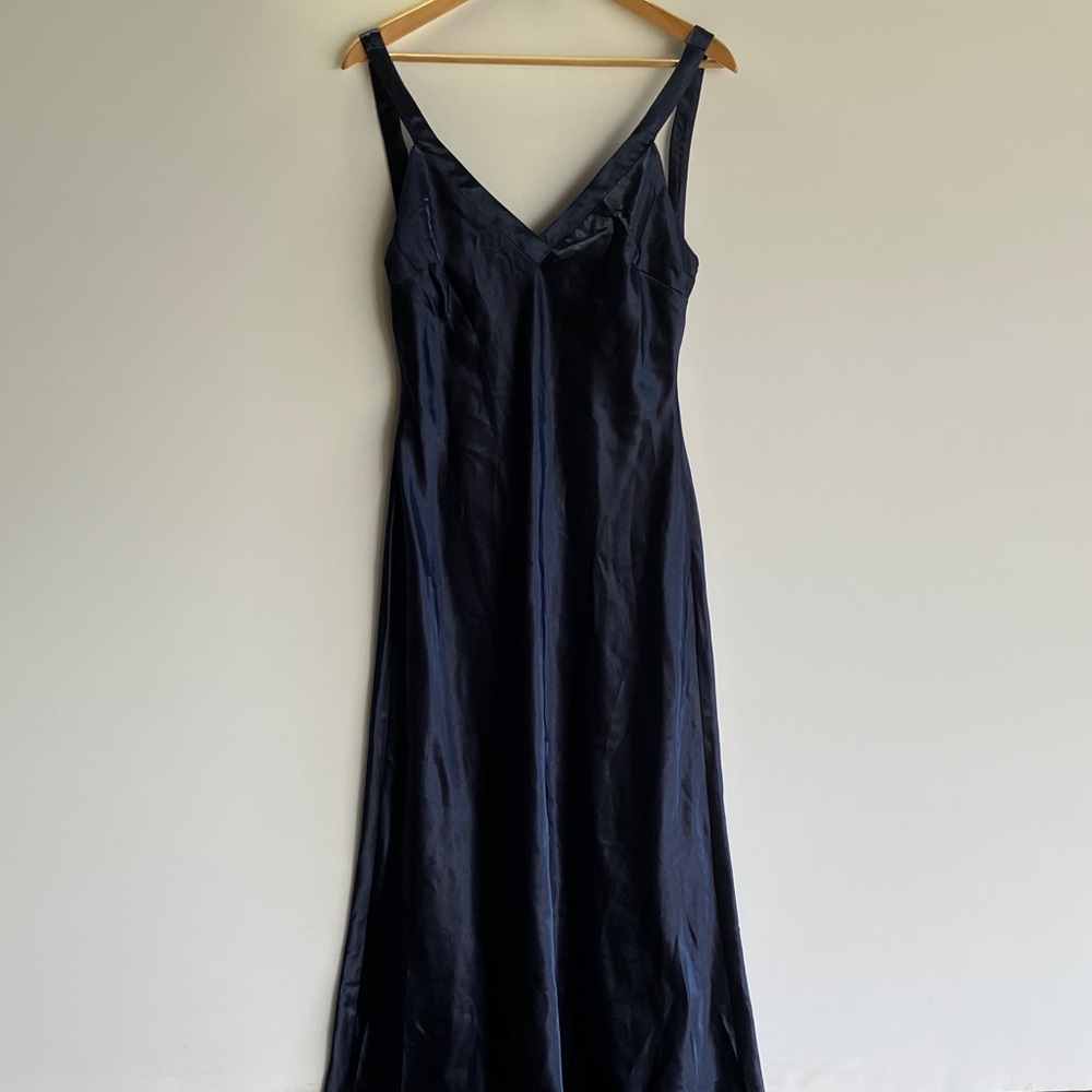 Lulu’s Elegant Navy Blue Sleeveless Dress
